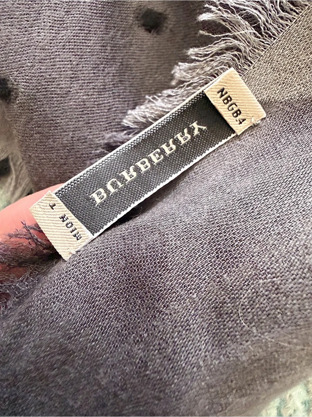Burberry merino wool large shawl polka dot nova check gray acarf